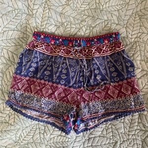 Hollister flowy shorts size XS